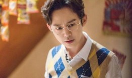 最新爆料何炅事件视频,真相揭秘，网友热议