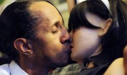 另类爱情在线观看,网恋奇缘，虚拟世界里的真情演绎